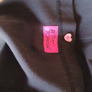 Betsey Johnson black and pink 🩷 scrub's